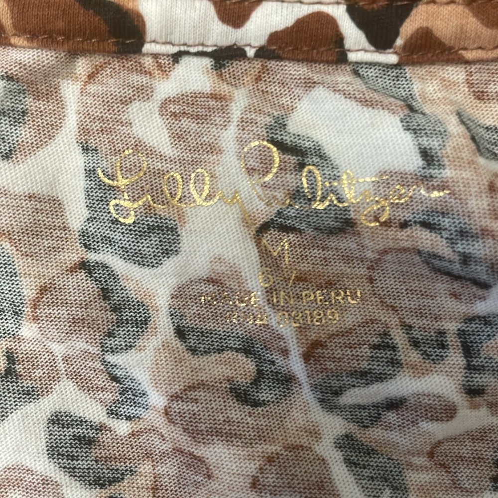 Never worn leopard top - Picture 2 of 4